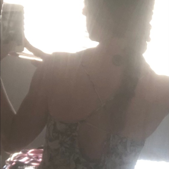 Billabong Dress with pockets! - Picture 3 of 4